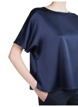 Blouse cinched in pure silk